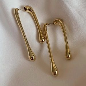 18k GOLD PLATED UNIQUE EARRINGS